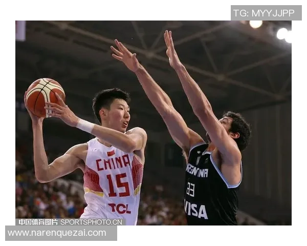 戈伯特与周琦的对决谁能在篮坛称王揭开新篇章