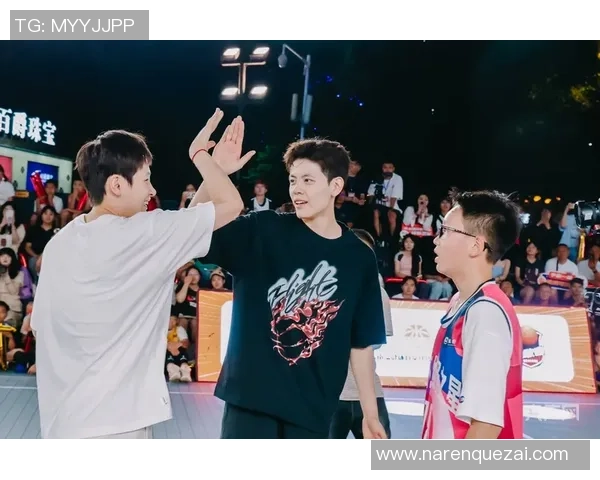 杨磊专访：从青涩少年到足球明星的成长之路回顾