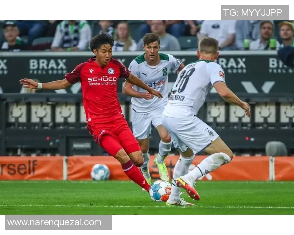 比勒费尔德主场迎战门兴格拉德巴赫期待精彩对决与激烈竞争