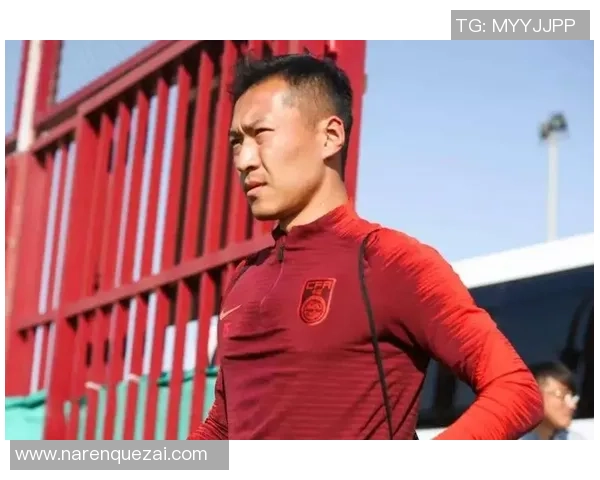 北京足球队个人能力引发热议球迷对球员表现的不同看法与争论